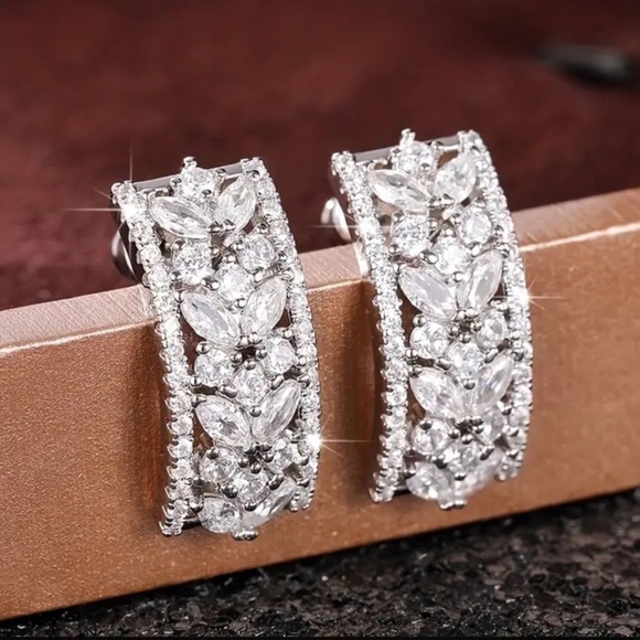 Cz Diamond Floral Post Back Drop Earrings - Picture 16 of 16